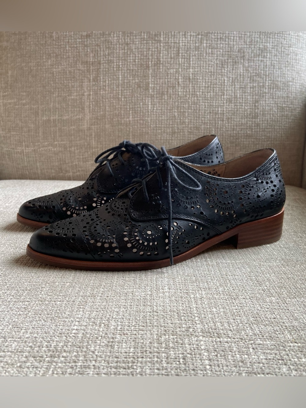 Louise et Cie Perforated Leather Oxfords Black Size 7 Whimsigoth Dark Academia